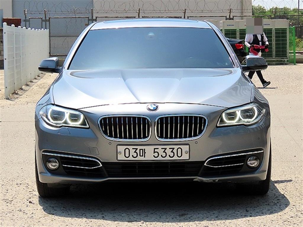BMW 5�ø���(6����) 528i xDrive ���Ÿ����� �÷���
