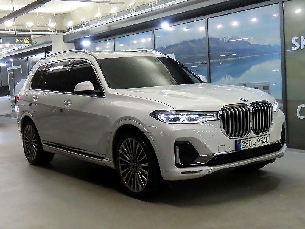 BMW X7 40i xDrive ������ǻ�� �������� 7�ν�