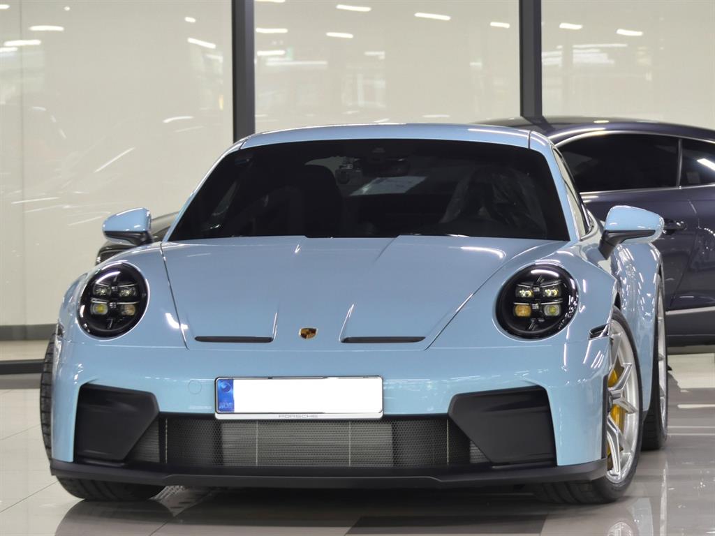 ������ 911(992) ī���� GT3 ��� ��Ű��