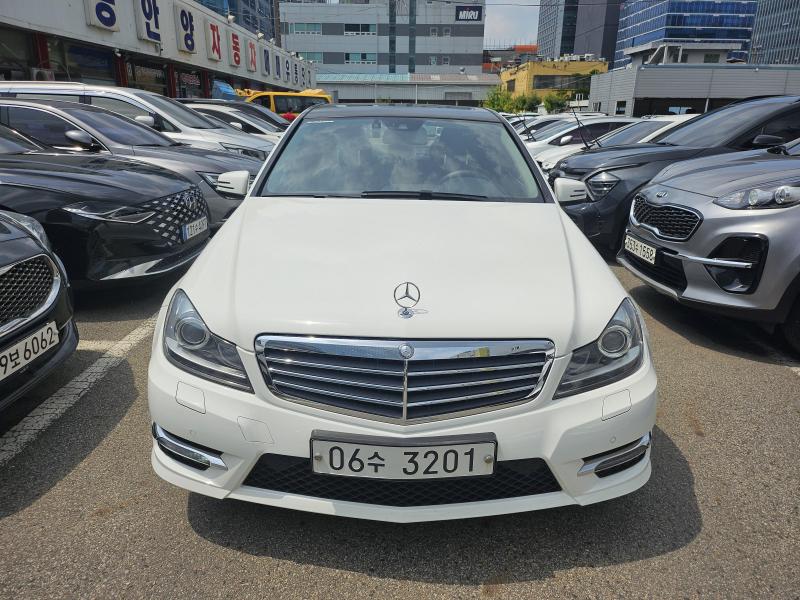 ���� CŬ����(3����) C220 CDI 