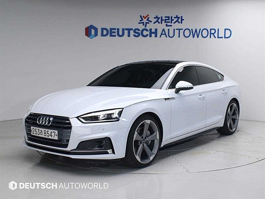 �ƿ�� A5(2����) 45TFSI ��Ʈ�� ����Ʈ�� �����̾�