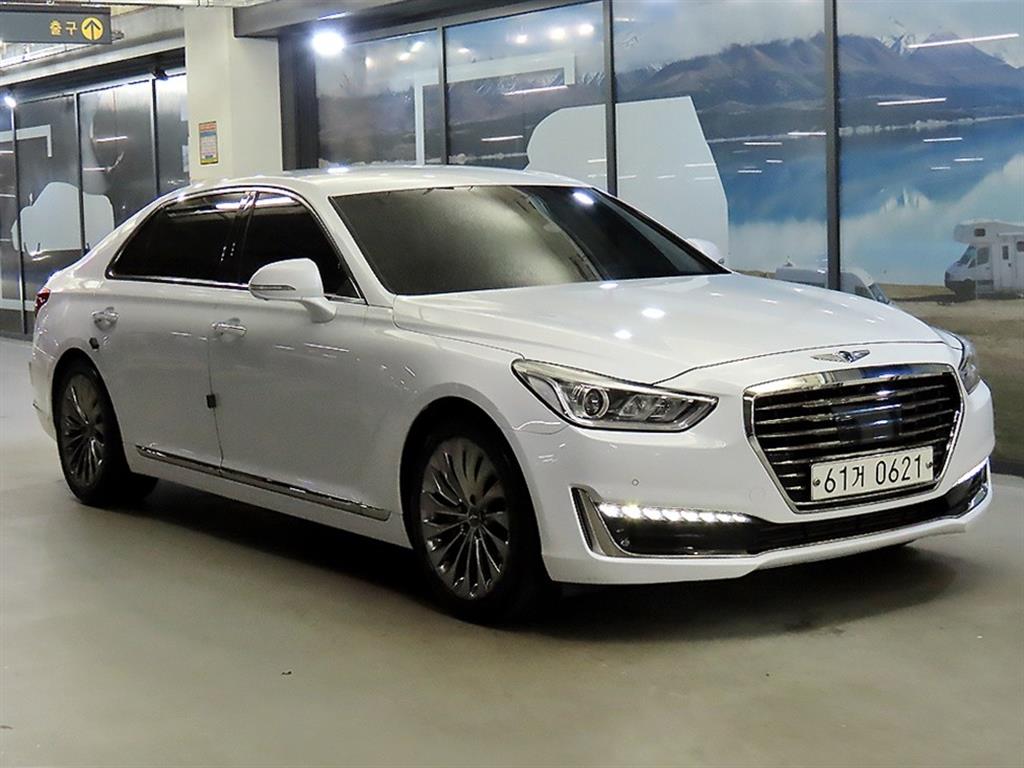 ���׽ý� EQ900 3.3 �ͺ� AWD ������Ƽ��