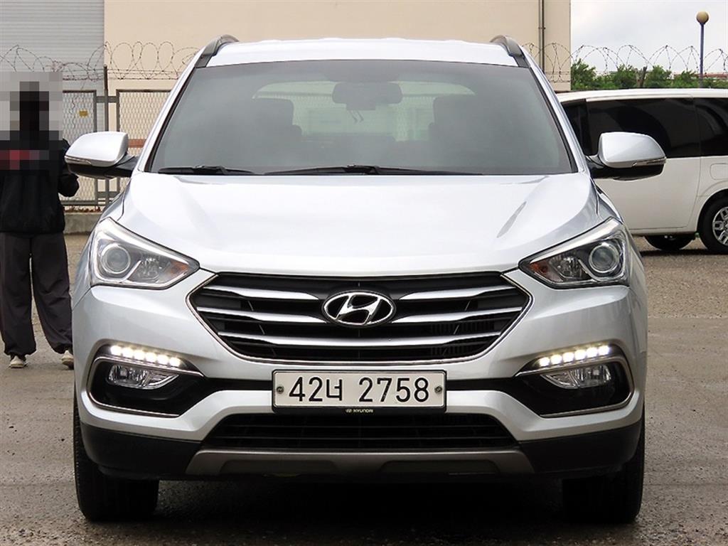 ���� ��Ÿ�� �� ������ ���� R2.2 4WD �ͽ�Ŭ��ú�