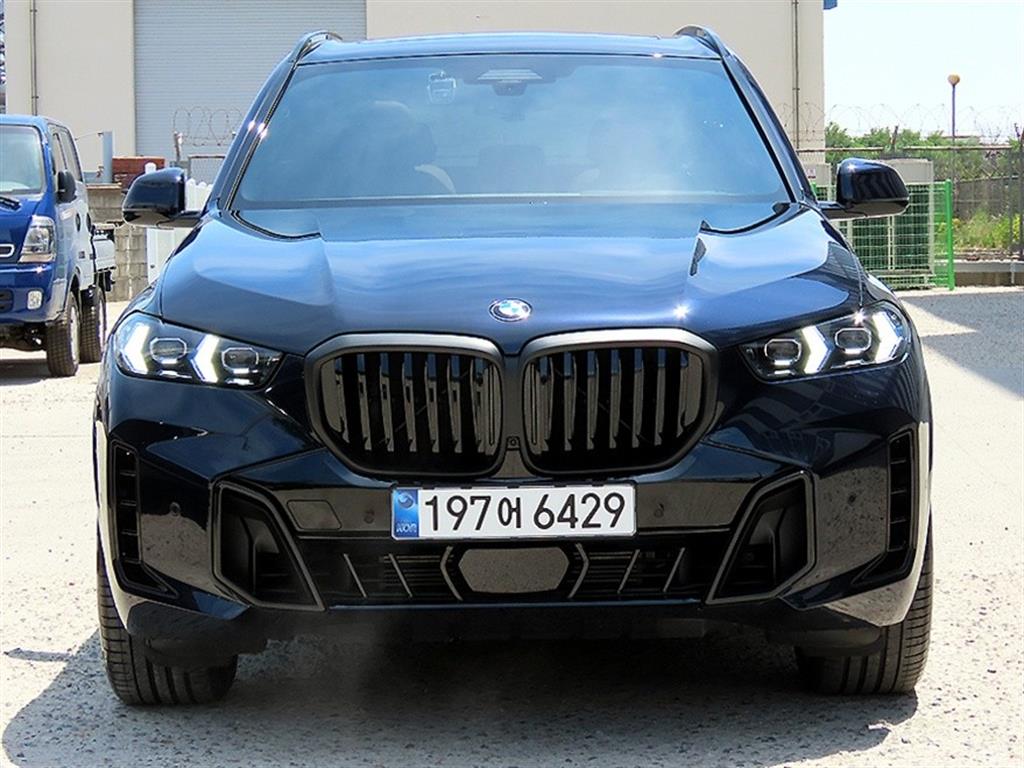 BMW X5(4����) 40i xDrive M ��������