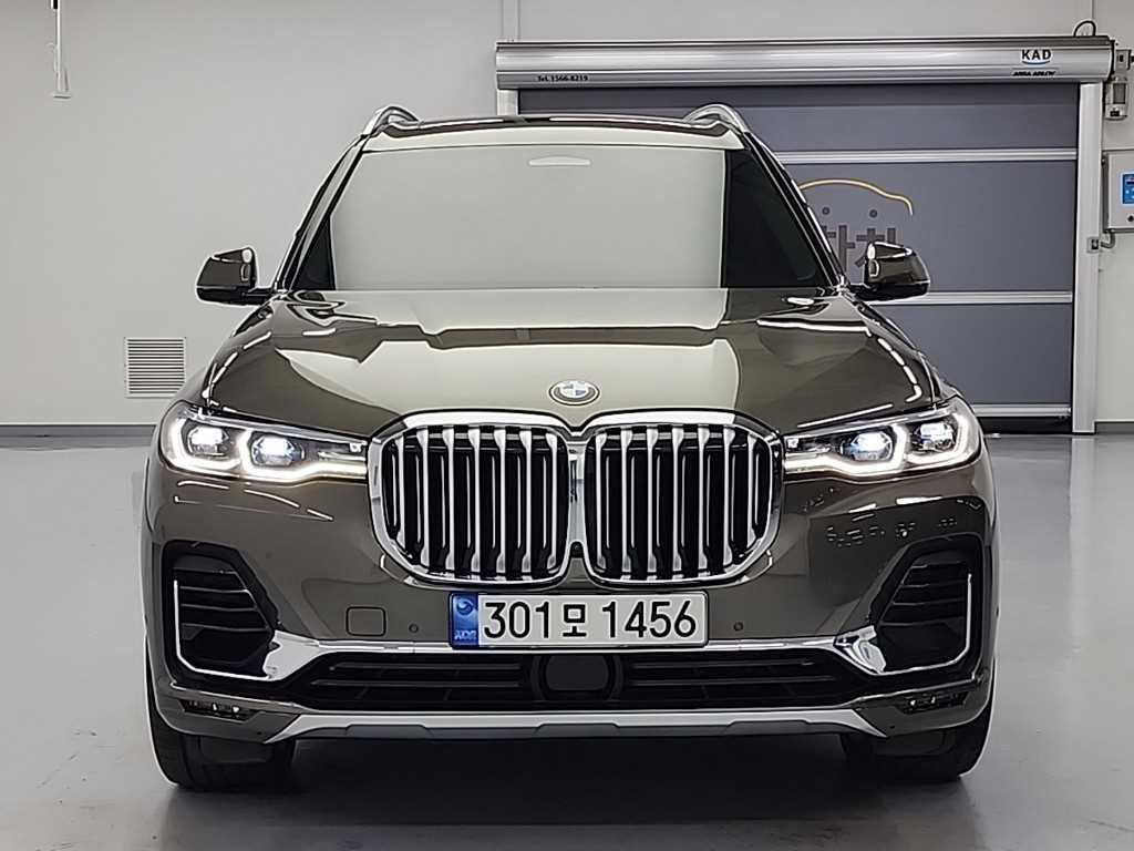BMW X7 40d xDrive ������ǻ�� �������� 6�ν�