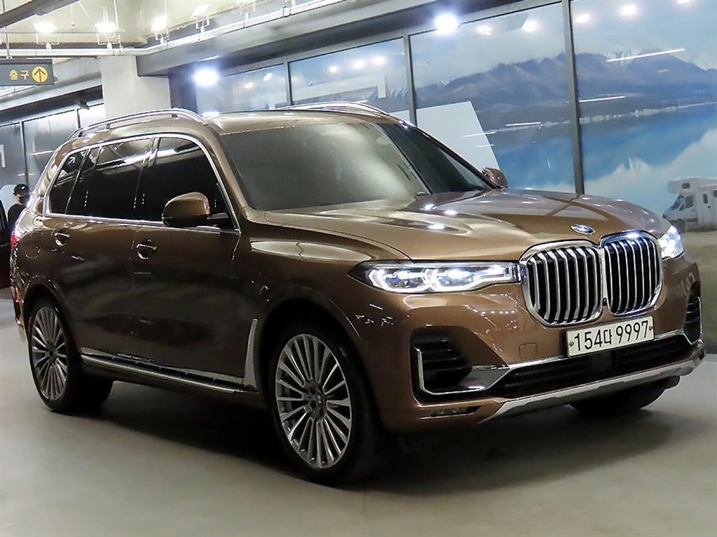 BMW X7 30d xDrive ������ ǻ�� 6�ν�