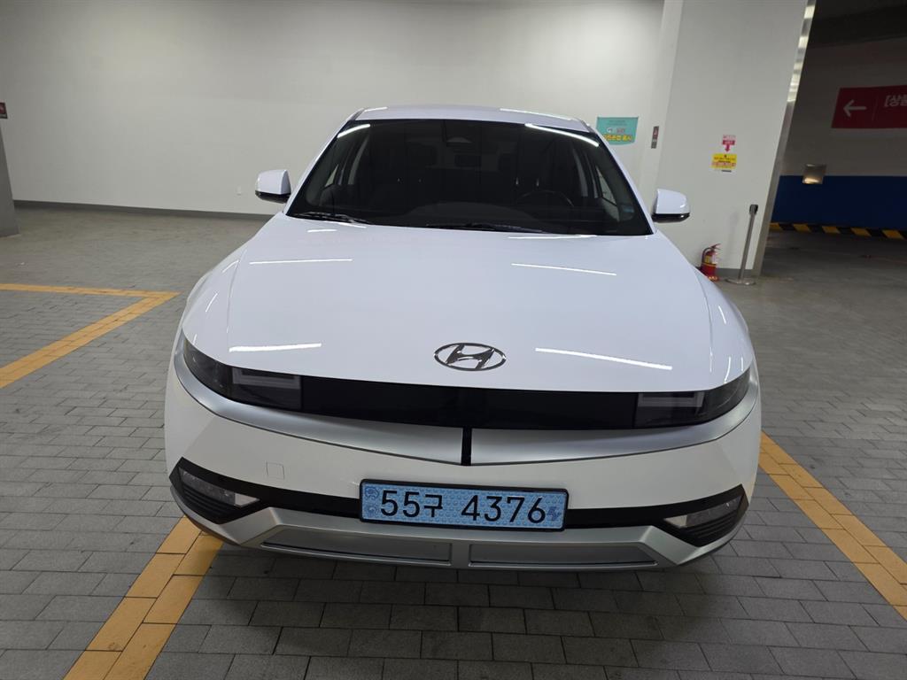 ���� ���̿��� 5 EV AWD �շ����� �ͽ�Ŭ��ú�