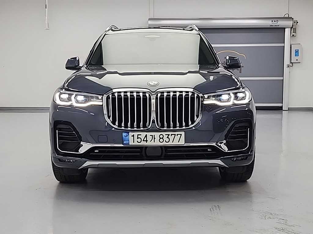 BMW X7 40i xDrive ������ǻ��  �������� 6�ν�