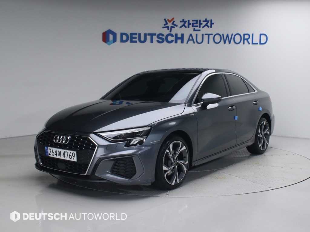 �ƿ�� A3(4����) 40 TFSI �����̾�