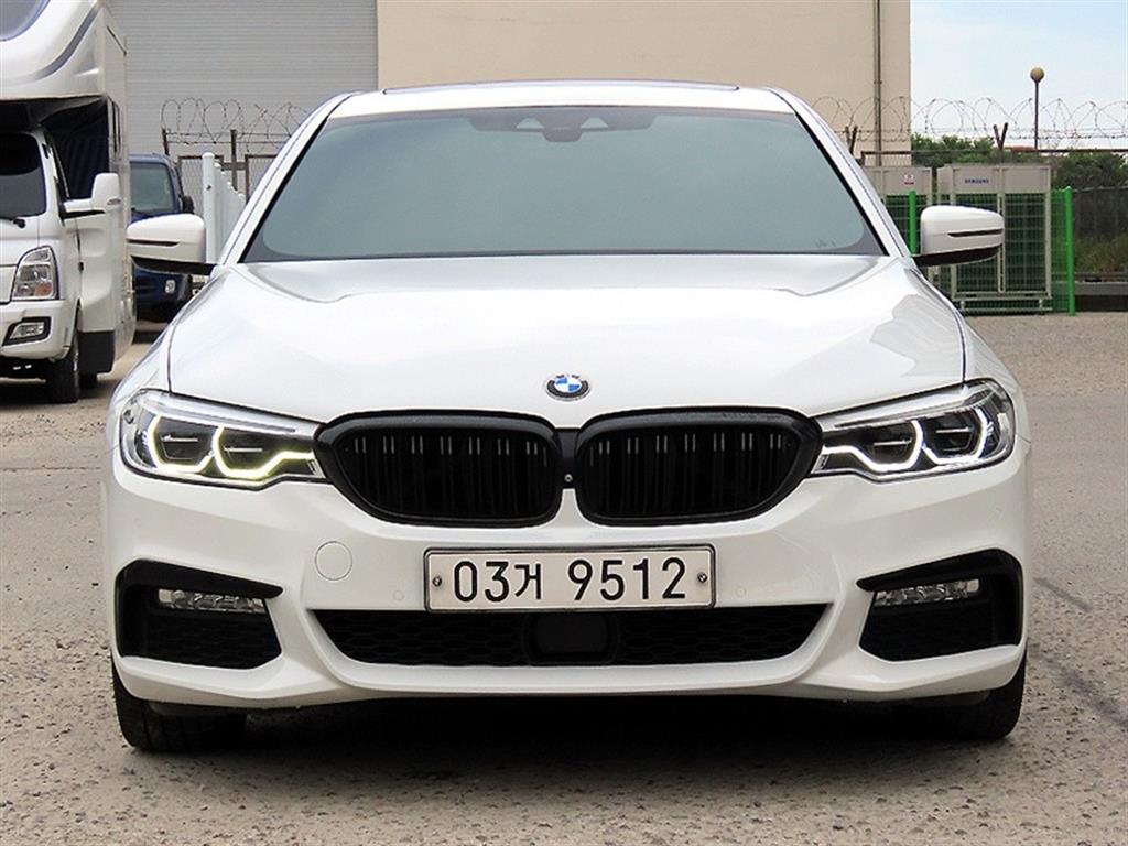 BMW 5�ø���(7����) 530i xDrive M�������� �÷���