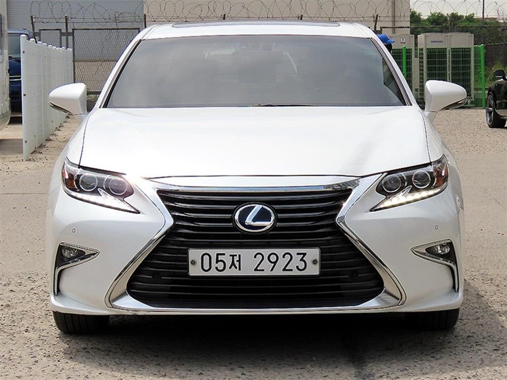 ������ ES(7����) 300h ������