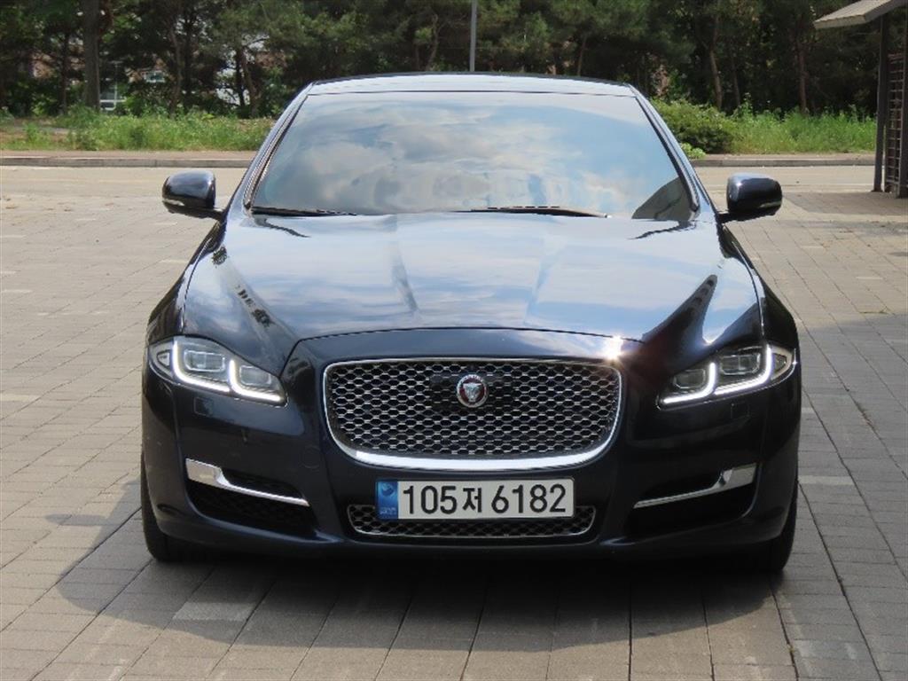 ��Ծ� XJ(8����) 3.0D LWB �����̾� ���Ÿ�