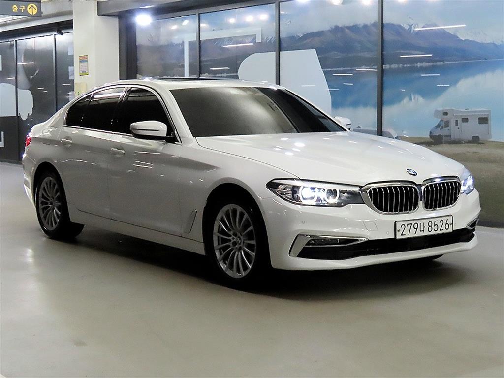 BMW 5�ø���(7����) 520i ���Ÿ�