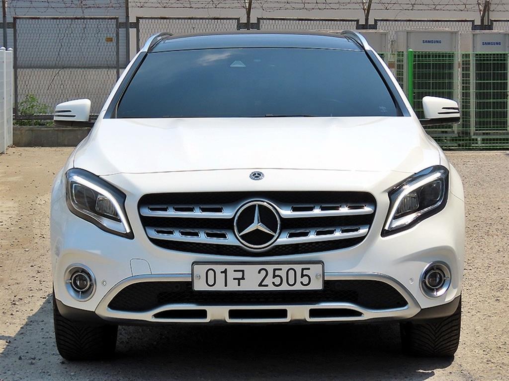 ���� GLAŬ���� GLA 250 4��ƽ 