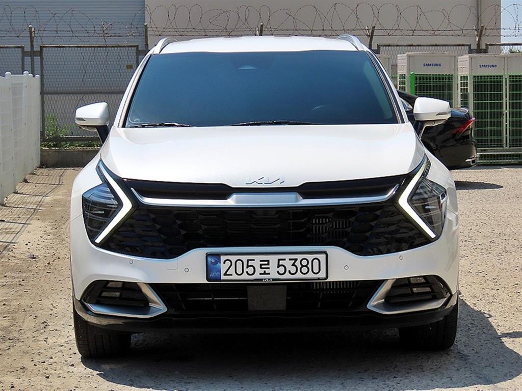 ��� �� �ô�����Ƽ�� 1.6 ���ָ� 2WD �������