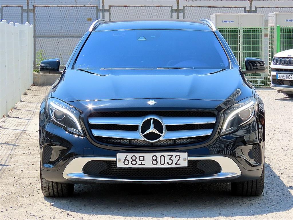 ���� GLAŬ���� GLA 200 d 4��ƽ 