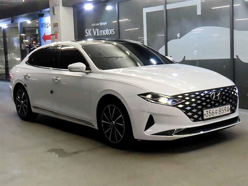 ���� �� ���׷���IG LPi 3.0 ����ī �����̾�