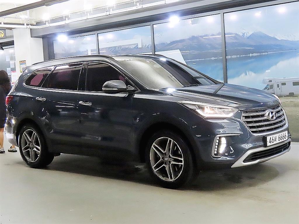 ���� �� ���ƽ�ũ���� ���� 2.2 4WD �ͽ�Ŭ��ú�