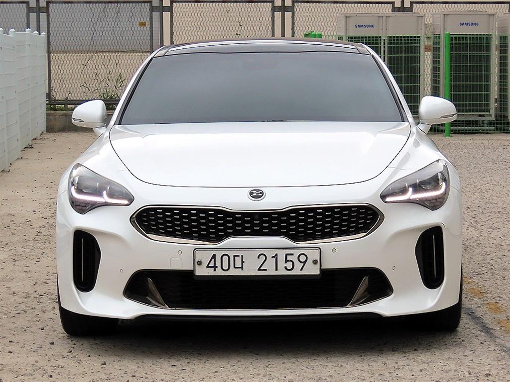 ��� ���þ� 2.0 �ͺ� AWD �÷�Ƽ��
