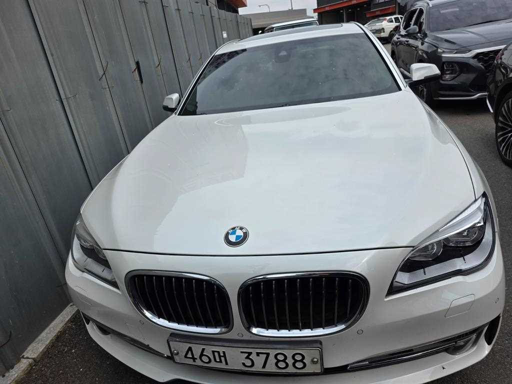 BMW 7�ø���(5����) 740Li 
