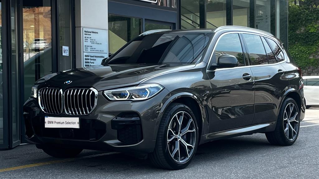 BMW X5(4����) 40i xDrive M ��������