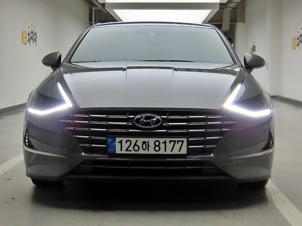 ���� �Ÿ(DN8) ���̺긮�� 2.0 HEV �����̾� �÷���