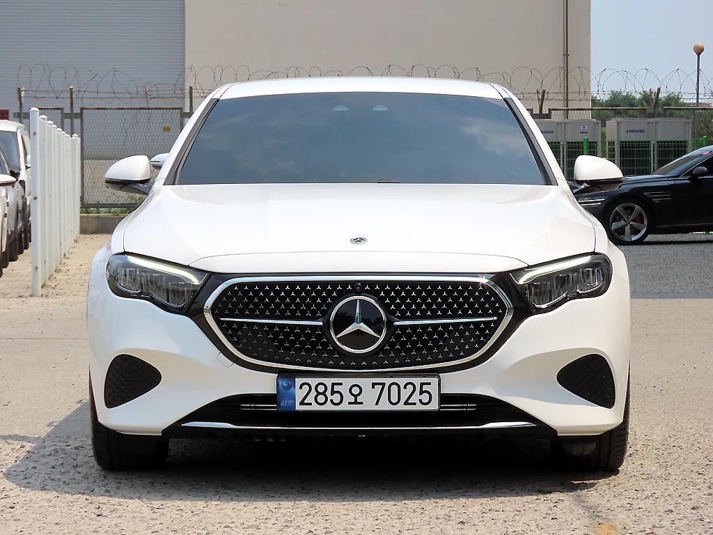 ���� EŬ����(6����) E200 �ƹ氡���� ����Ƽ��