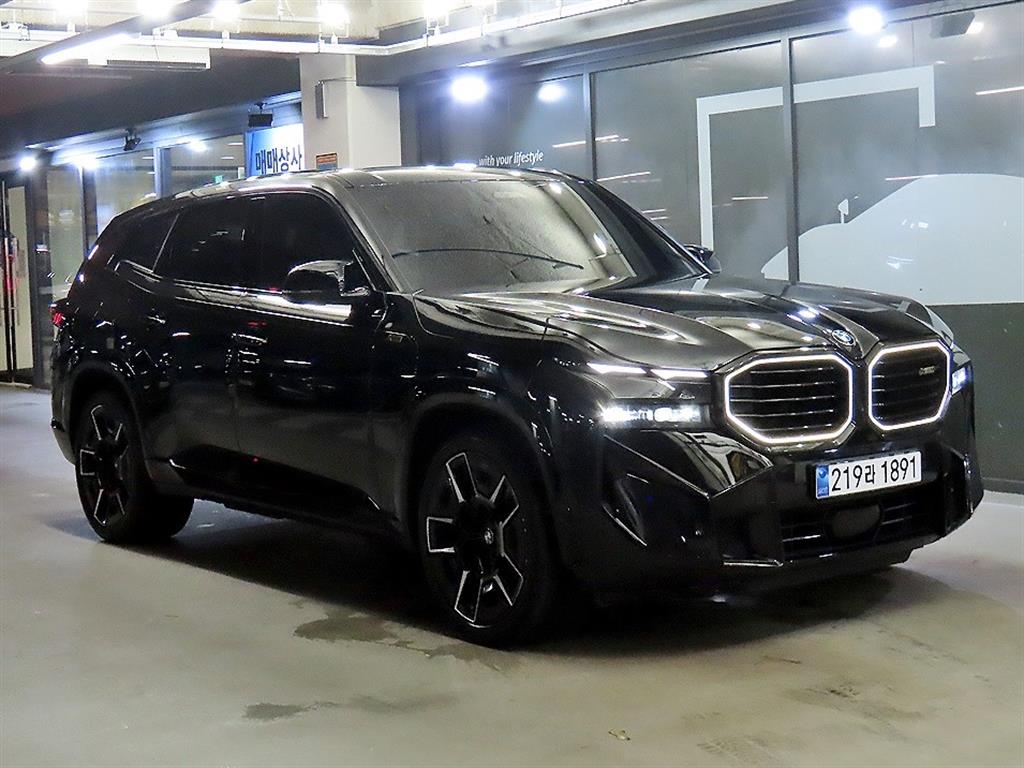 BMW XM 4.4 V8 PHEV ���̱۷ν� ������ ����