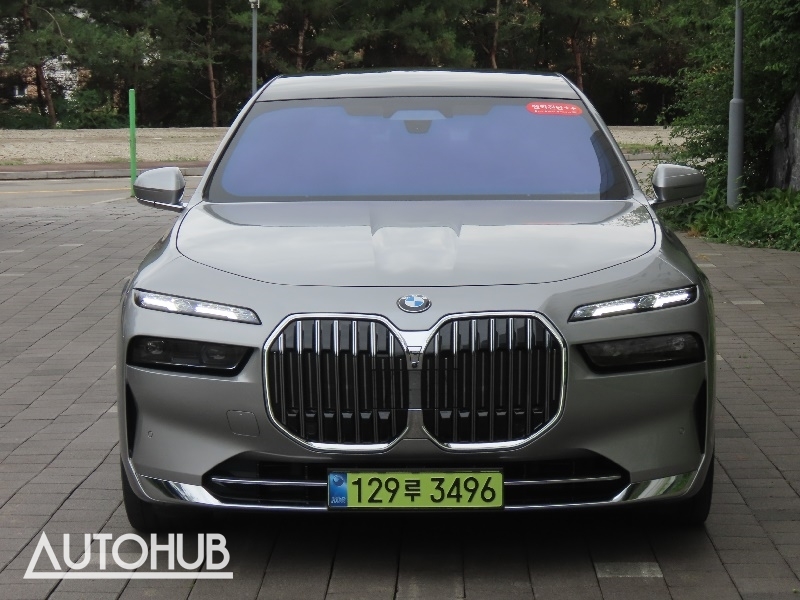 BMW 7�ø���(7����) 740i xDrive Ŭ���� �ǹ� �����
