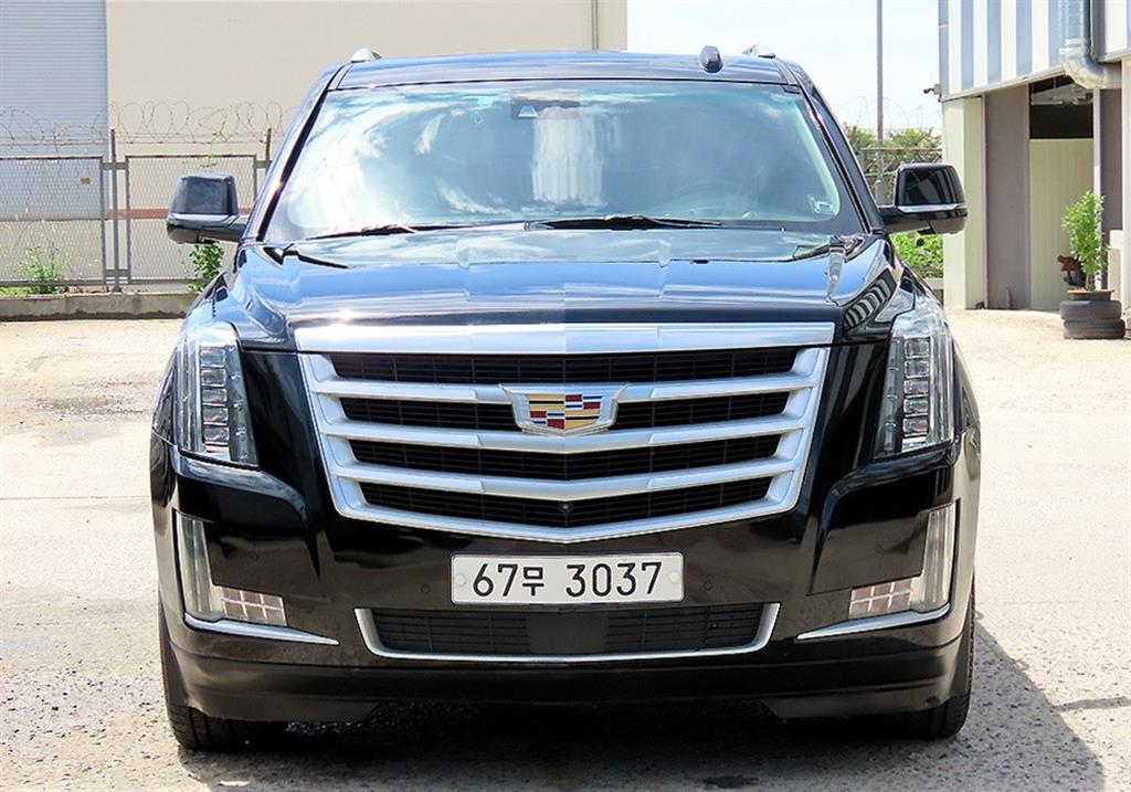 ĳ���� �����÷��̵�(4����) 6.2 V8 ESV