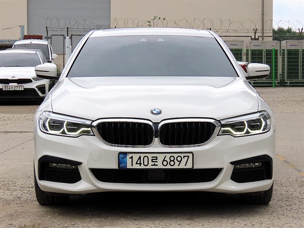 BMW 5�ø���(7����) 530i xDrive M�������� �÷���