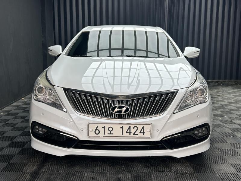 ���� �׷���HG ���̺긮�� 2.4 HEV �����̾�
