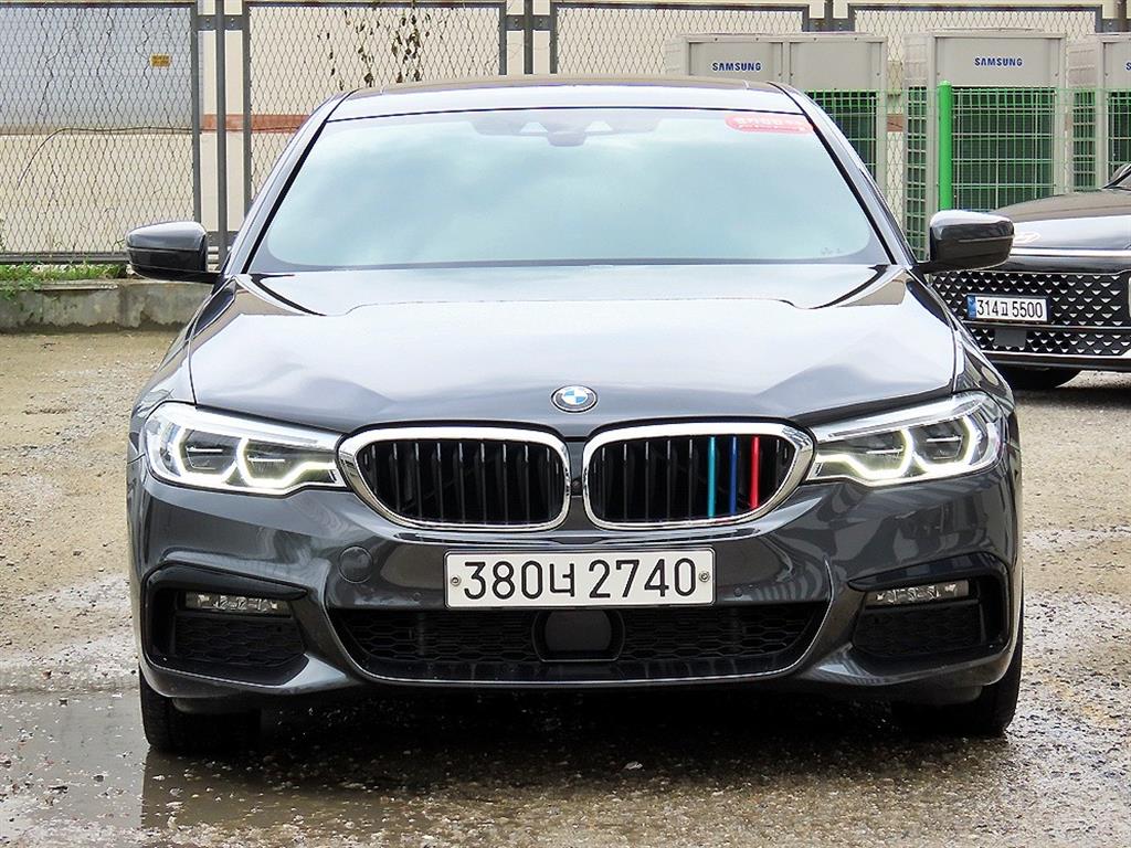 BMW 5�ø���(7����) 530i xDrive M�������� �÷���