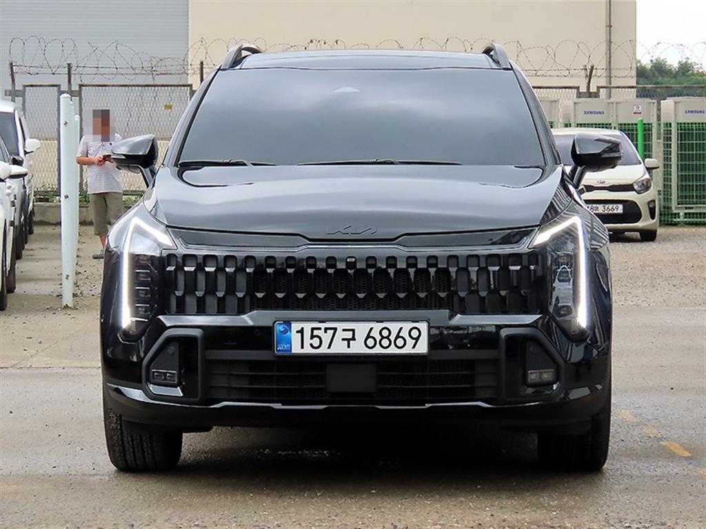 ��� �� ������Ƽ�� 1.6 ���ָ� 2WD �ñ״�ó X-����