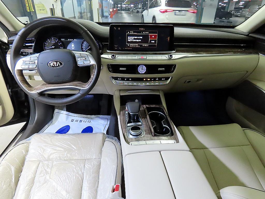 ��� �� K9(RJ) 3.8 GDI AWD �÷�Ƽ�ѥ�