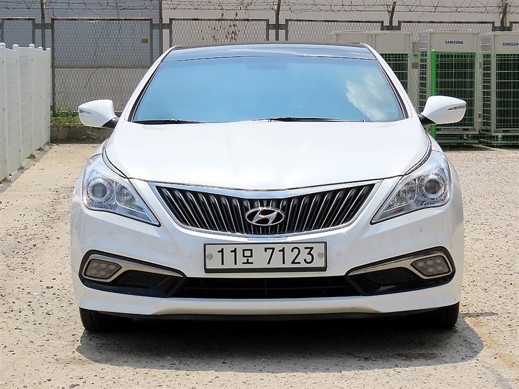 ���� �׷���HG ���̺긮�� 2.4 HEV �����̾�