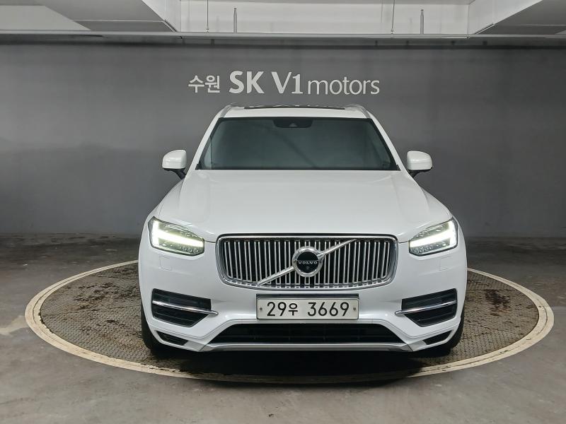 ���� XC90(2����) T8 AWD �ν�ũ����