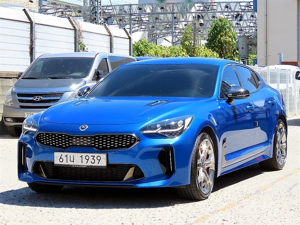 ��� ���þ� 2.0 �ͺ� AWD �÷�Ƽ��