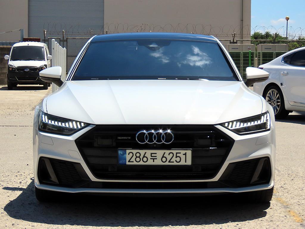 �ƿ�� A7(2����) 50 TDI ��Ʈ�� �����̾�