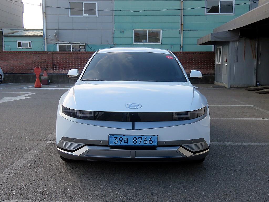 ���� ���̿��� 5 EV AWD �շ����� �ͽ�Ŭ��ú�