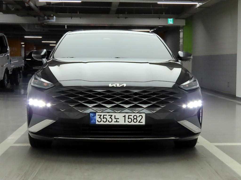 ��� K8 ���̺긮�� HEV �������