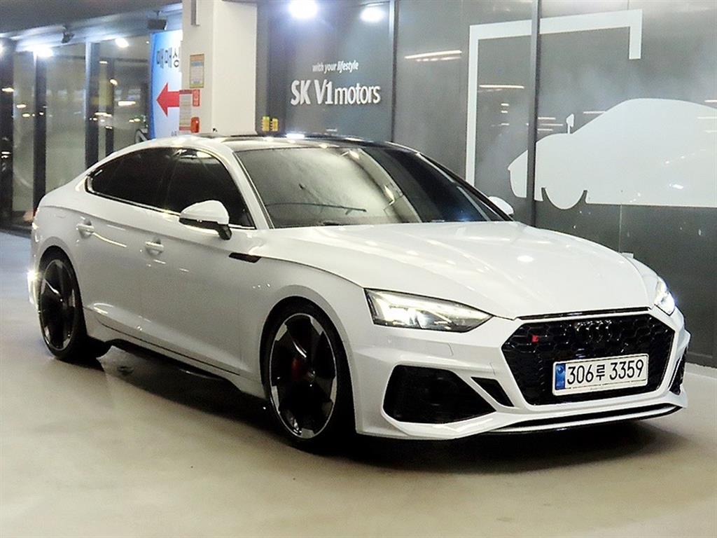 �ƿ�� A5(2����) 45TFSI ��Ʈ�� ����Ʈ�� �����̾�