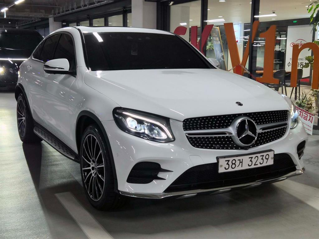 ���� GLCŬ���� GLC 220d 4��ƽ ���� �����̾�