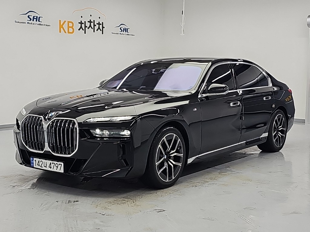 BMW 7�ø���(7����) 740i xDrive M ������ ����Ƽ��