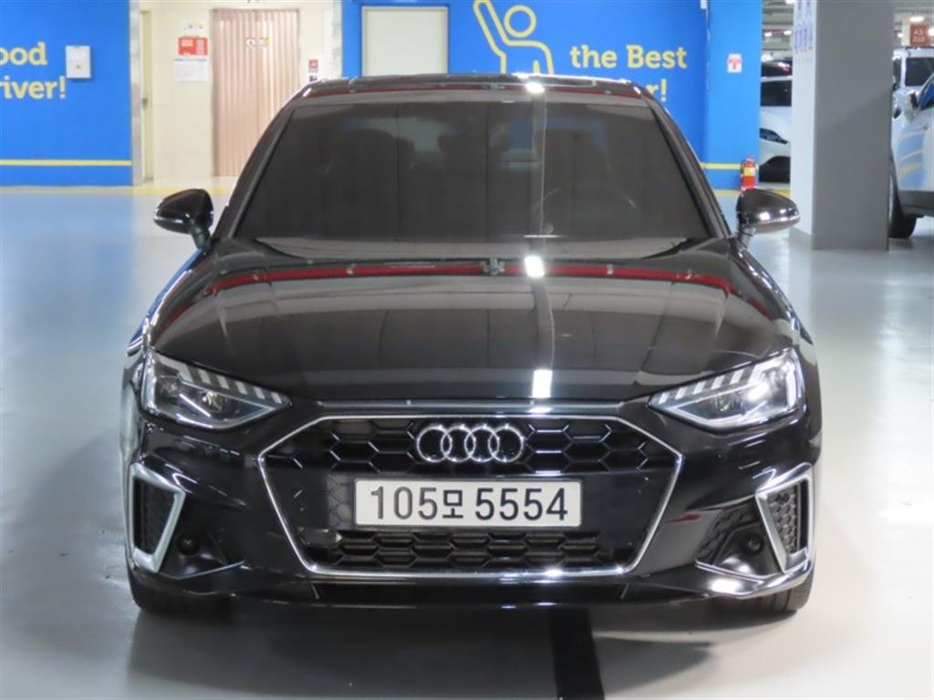 �ƿ�� A4(5����) 40 TFSI �����̾�