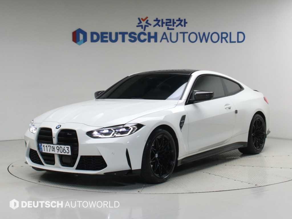 BMW M4(2����) M4 xDrive ���� ����Ƽ�� M