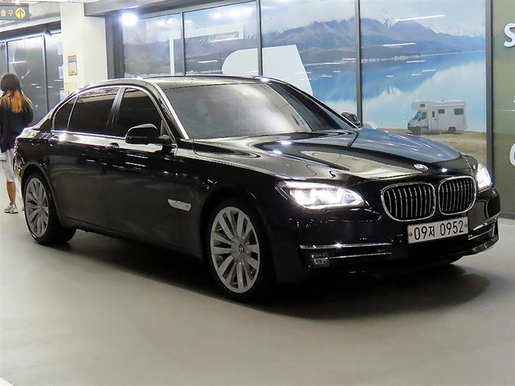 BMW 7�ø���(5����) 750Li xDrive �ε�����