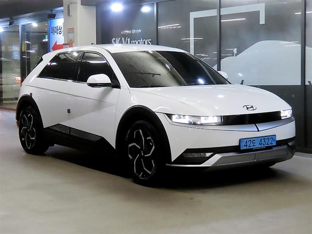 ���� ���̿��� 5 EV AWD �շ����� �ͽ�Ŭ��ú�