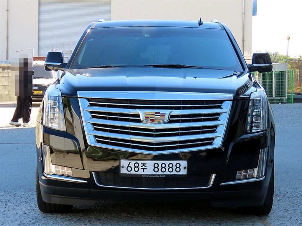 ĳ���� �����÷��̵�(4����) 6.2 V8 ESV