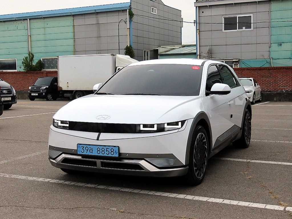 ���� ���̿��� 5 EV 2WD �շ����� ������Ƽ��